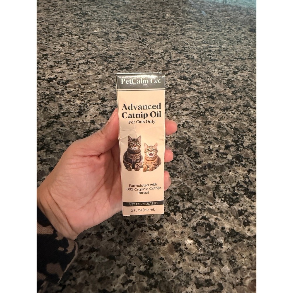 Pet Calm organic liquid catnip oil dropper